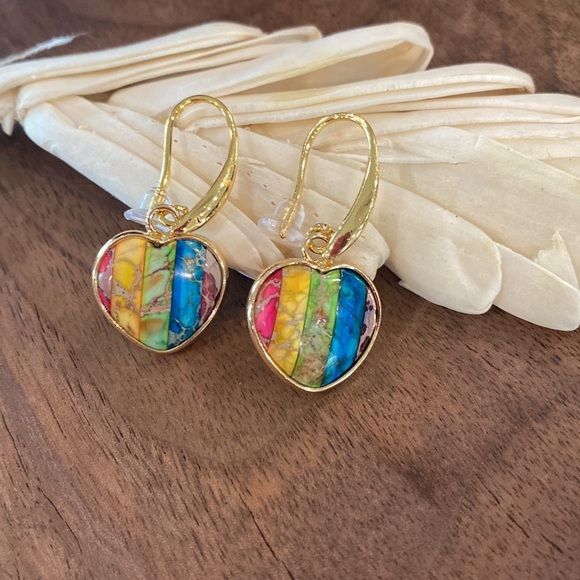 Modern Boho Imperial Jasper Heart Earrings - Picture 2 of 4